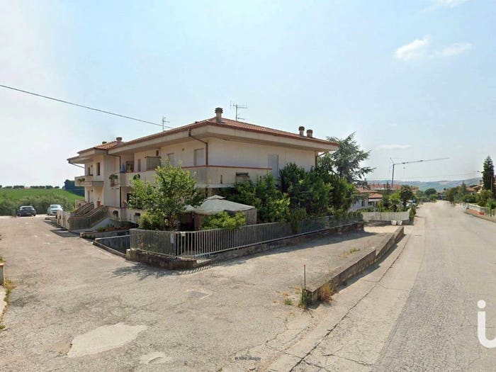 Casa con 6 locali in vendita in Localit  SP DIR, Ripoli, Mosciano Sant'Angelo