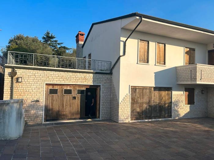Casa con 5 locali in vendita in Via Casteggioni, Casteggioni, Colognola Ai Colli