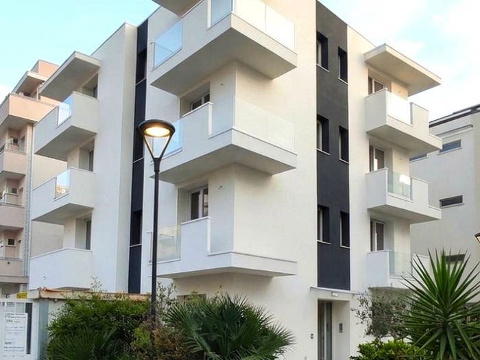 Appartamento trilocale in vendita in Via Sardegna, Centro, Misano Adriatico