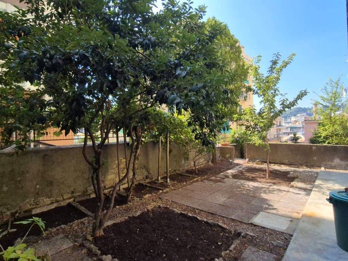Appartamento trilocale in vendita in Via Padre Giovanni Semeria, Albaro, Genova