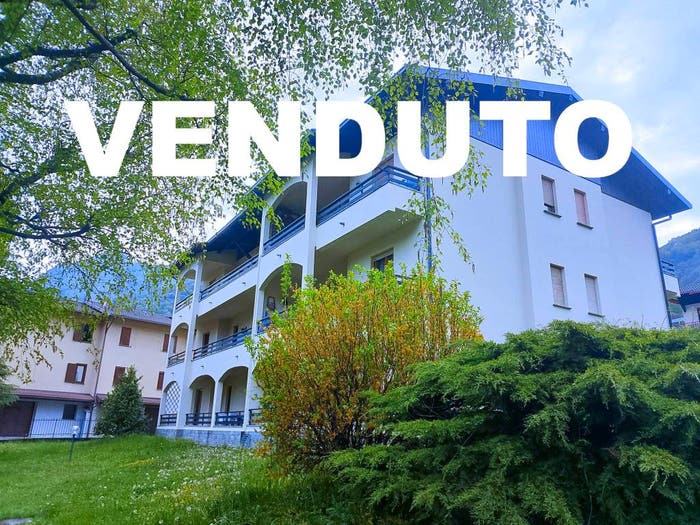 Appartamento bilocale in vendita in Via Provinciale, Centro, Ballabio