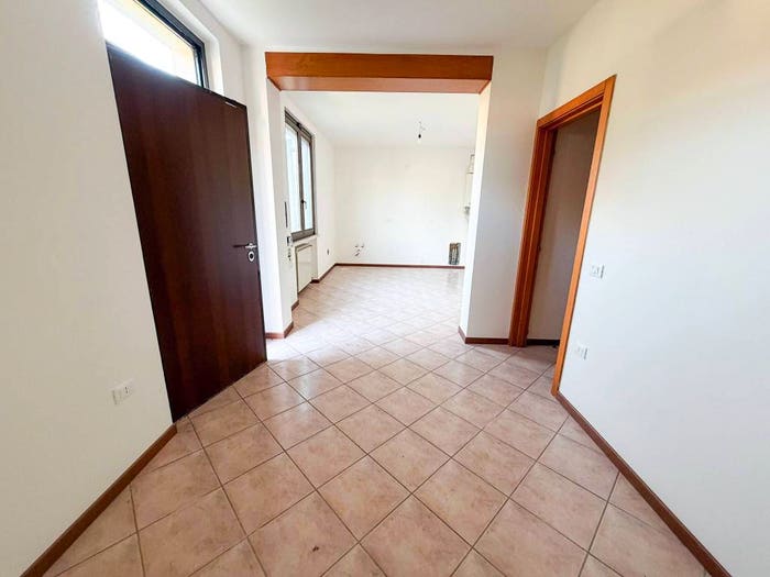 Appartamento trilocale in vendita in Via Guido Rossa, Casalmoro