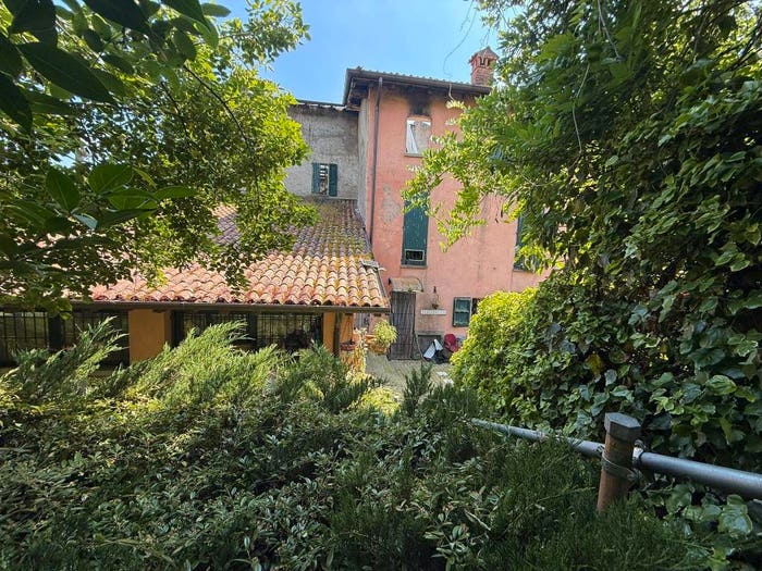 Casa con 6 locali in vendita in Località Camaitone, Mapello