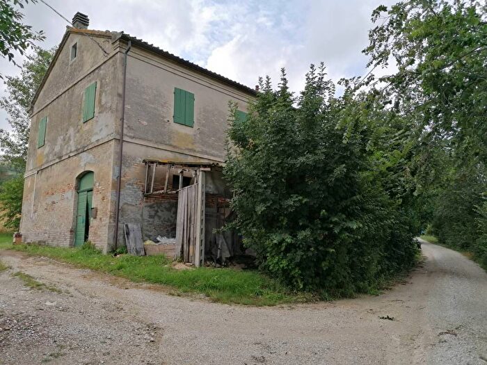 Casa in vendita in Villanova Colli al Metauro, Colli al Metauro