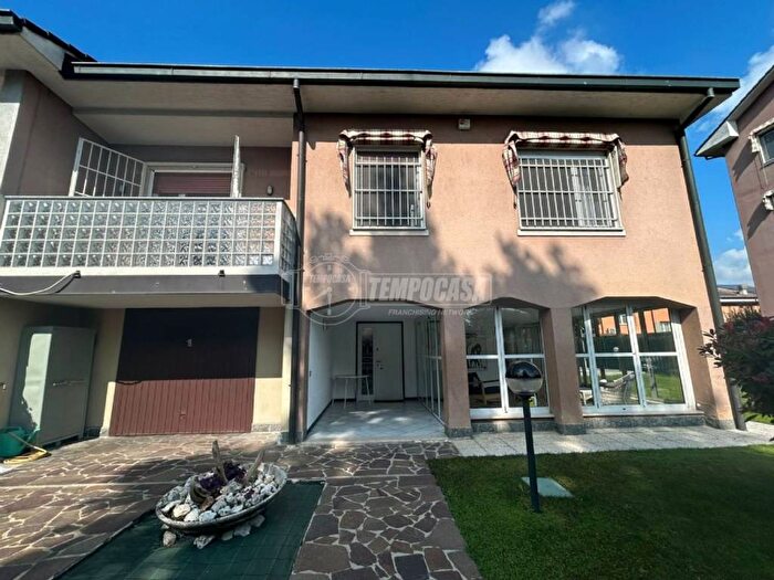 Casa trilocale in vendita in Via Fratelli Baggi, San Fereolo Albarola Faustina, Lodi