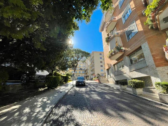 Appartamento quadrilocale in vendita in Posillipo, Napoli