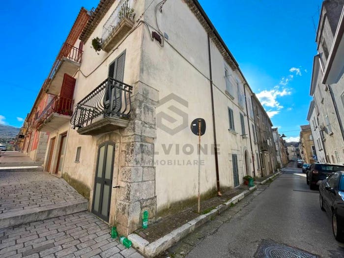 Casa trilocale in vendita in Via Pietro Paolo Fusco, Cerreto Sannita