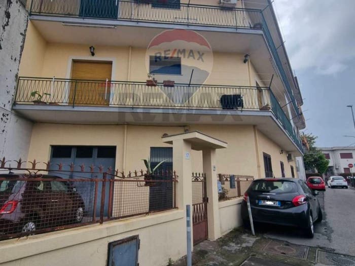 Appartamento quadrilocale in vendita in via Calì, Lentini