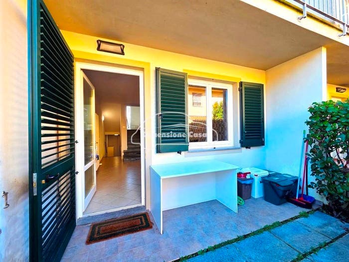 Casa quadrilocale in vendita in Via per Camaiore, Monte San Quirico Tre Cancelli, Lucca