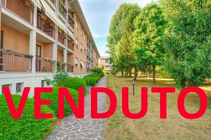 Appartamento trilocale in vendita in via Unità d'Italia, Olgiate Olona