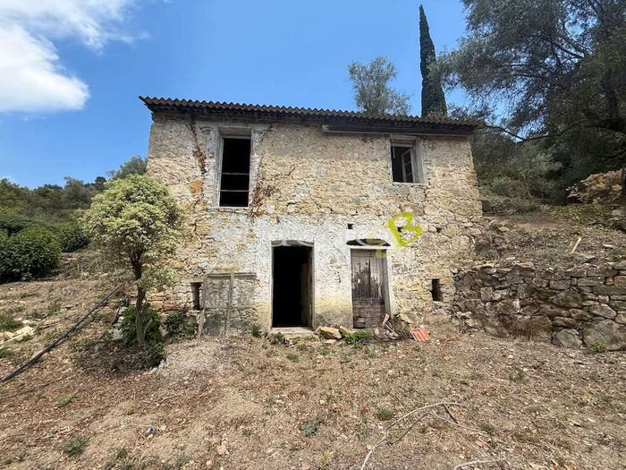 Casa con 5 locali in vendita in Fascia Piana snc, Seborga