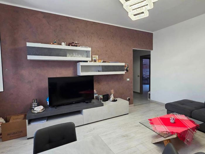 Appartamento con 5 locali in vendita in Viale Barrilis, Centro, Crescentino