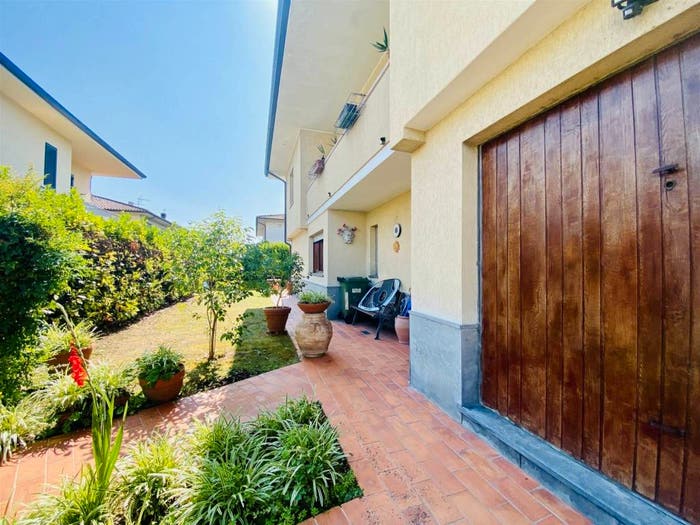 Casa con 6 locali in vendita in Via del Secco, Nave, Lucca