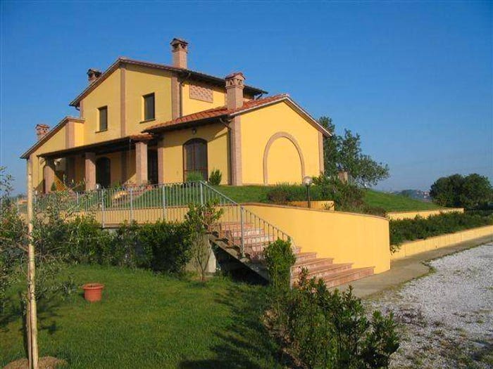 Casa con 6 locali in vendita in Montopoli in Val d'Arno