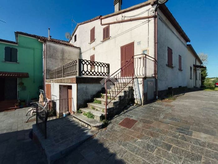 Casa trilocale in vendita in Via ca domenichino, Sogliano al Rubicone