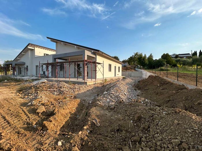 Casa con 5 locali in vendita in Strada Settevalli, Marsciano