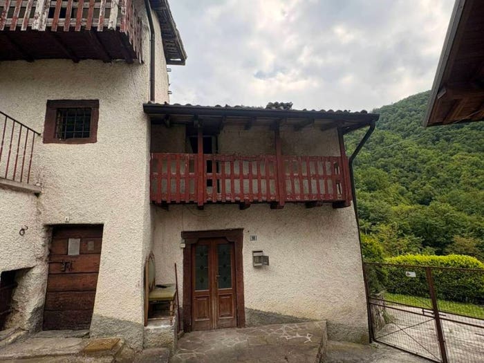 Casa con 5 locali in vendita in via pezze, Adrara San Martino