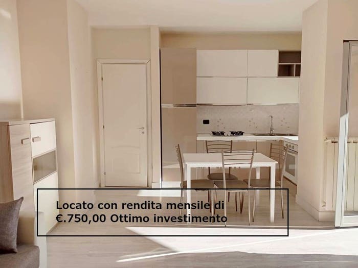 Appartamento trilocale in vendita in Via Spiniello, Centro, Acerra