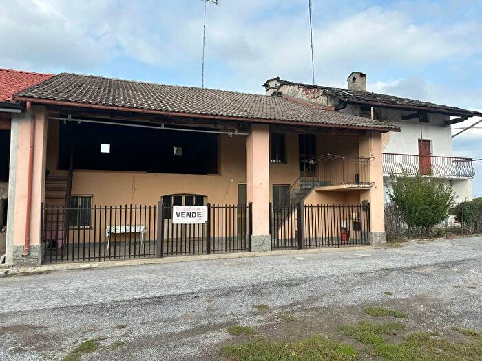 Casa quadrilocale in vendita in Via Bisalta, Spinetta, Cuneo