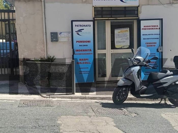 Appartamento trilocale in vendita in Via San Giacomo dei Capri, Arenella, Napoli