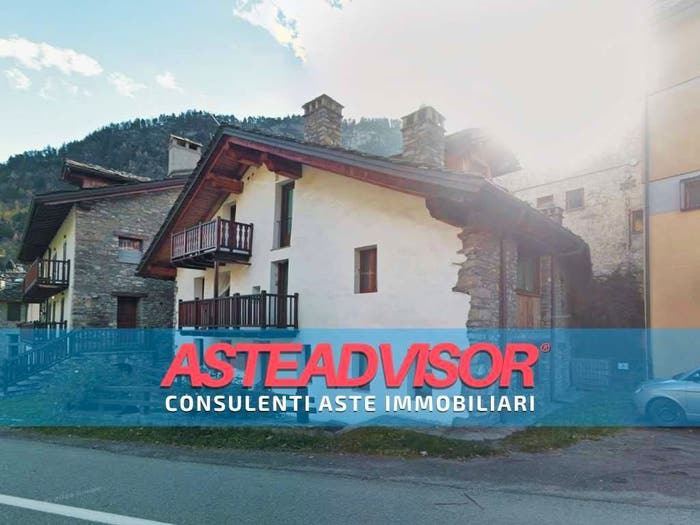 Appartamento con 6 locali in vendita in Rue Cordelloz, Prè Saint Didier, Prèsaintdidier