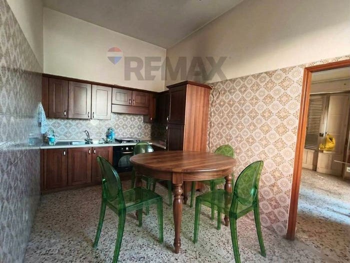 Appartamento con 5 locali in vendita in via ruggero settimo, Centro, Ispica