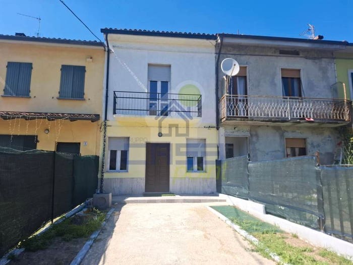 Casa trilocale in vendita in VIA MORTO, Olza Fogarole, Monticelli d'Ongina