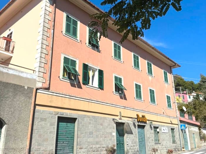 Casa con 6 locali in vendita in Frazione Bracco, Bracco, Moneglia