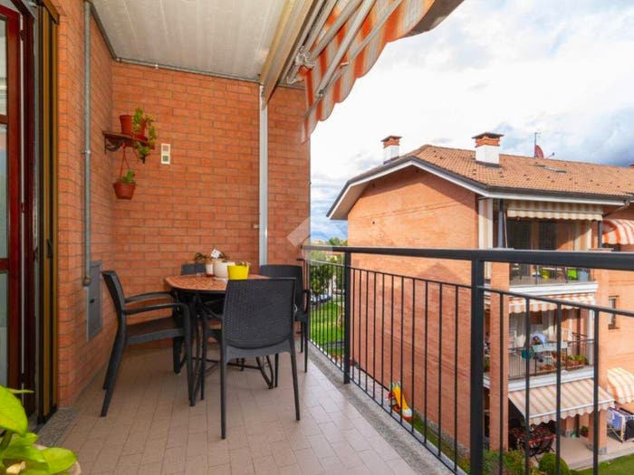 Appartamento con 6 locali in vendita in Via Cristoforo Colombo, Centro, Caselle Torinese