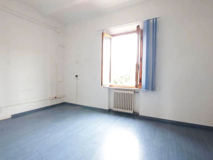 Appartamento con 6 locali in vendita in Via Antonio Gramsci, Montespertoli
