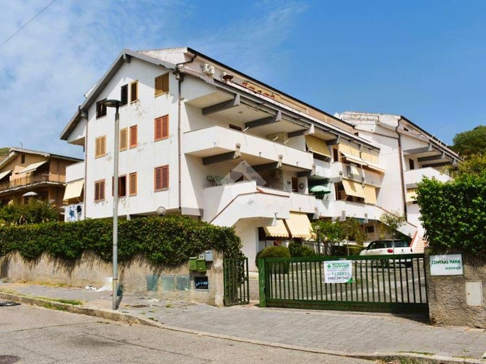 Appartamento bilocale in vendita in Viale Aldo Moro, Marina, Guardia Piemontese
