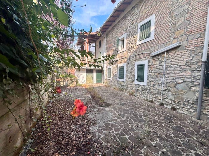 Casa con 6 locali in vendita in Costa Trentini, Colli Verdi