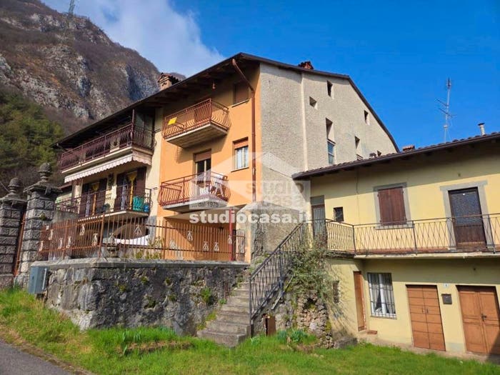 Appartamento con 5 locali in vendita in Valzella, Ardesio