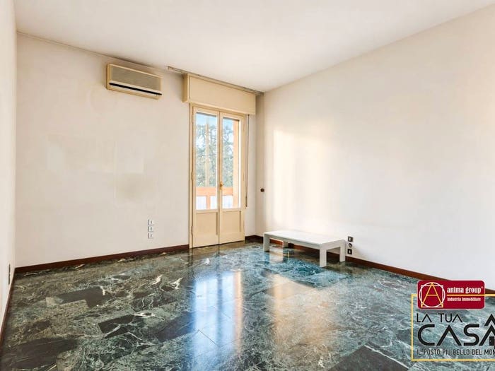 Appartamento quadrilocale in vendita in Piazza dell'Unità, Bolognina, Bologna