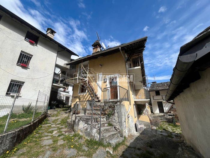 Casa bilocale in vendita in Borgata Zaunere, Locana