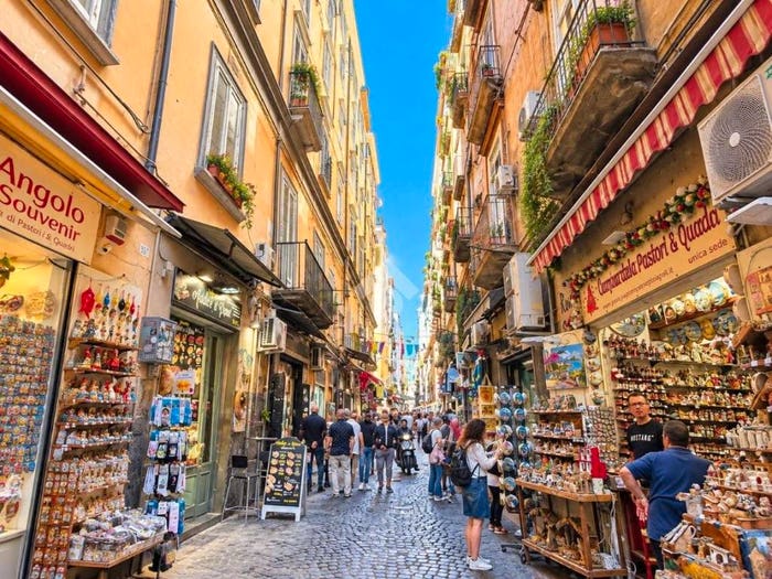 Appartamento bilocale in vendita in Vico maiorani, Centro Storico, Napoli