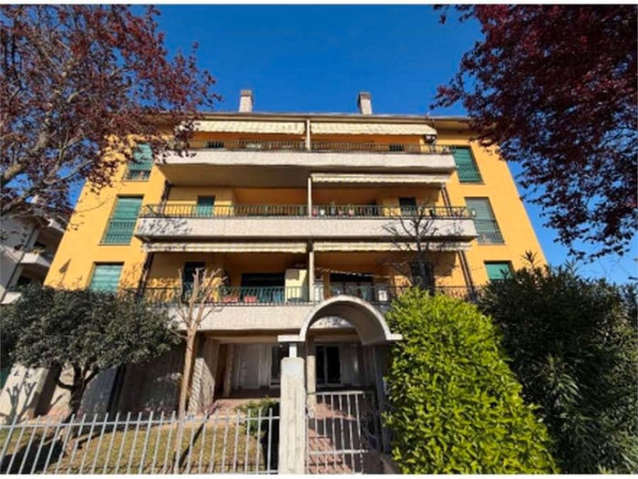 Appartamento con 5 locali in vendita in Via domenico bazzoli, Cava, Forlì