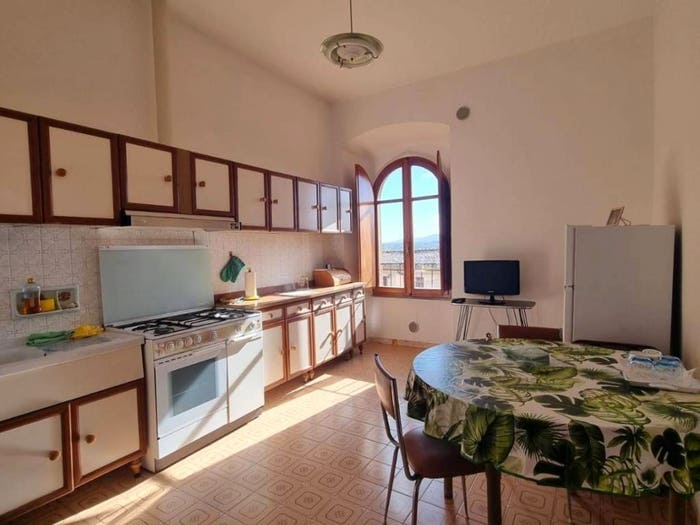 Appartamento quadrilocale in vendita in Via del Castello, Colle Alta Borgo Nuovo, Colle di Val d'Elsa