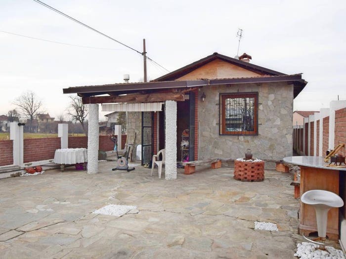 Casa trilocale in vendita in Strada dei Bertoni, San Giovanni Govoni Gratteria San Quintino Pascomonti, Mondovì