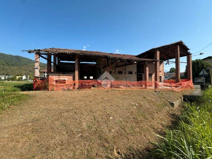 Casa con 6 locali in vendita in LOCALITA' CMPANA, Colleretto Giacosa