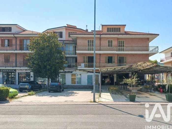 Appartamento trilocale in vendita in Via CONTRADA CAPPARUCCIA, Ponzano di Fermo