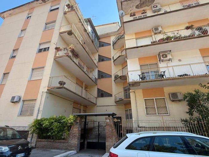 Appartamento trilocale in vendita in Via Renato Benvenuto, Piazza Aldo Moro Parco San Felice, Foggia