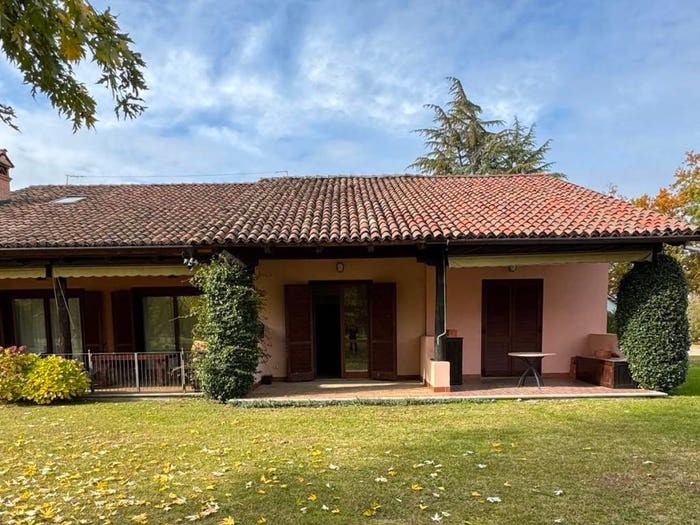 Casa bilocale in vendita in Località Fraschetta, Centro, Cherasco