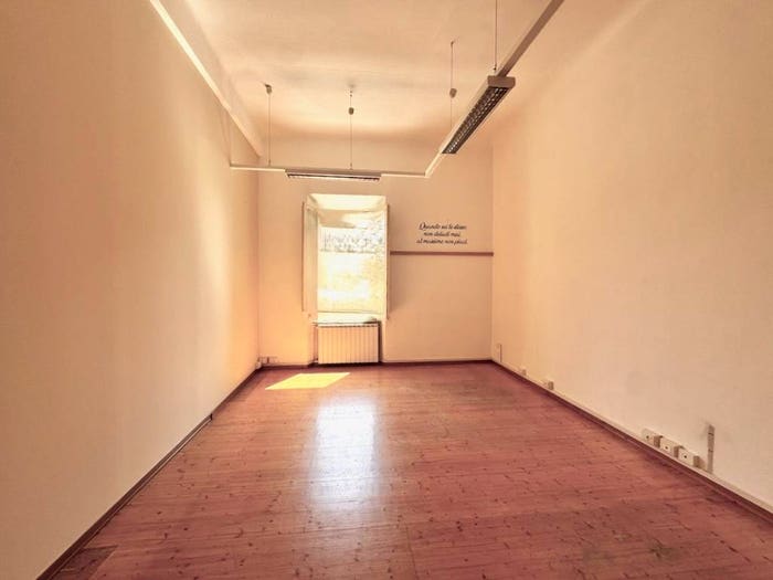 Appartamento con 6 locali in vendita in Via Luigi Bianchi, Porta a Lucca, Pisa