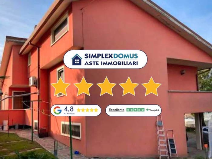 Casa con 6 locali in vendita in Via A Gramsci, Centro, Tavoleto
