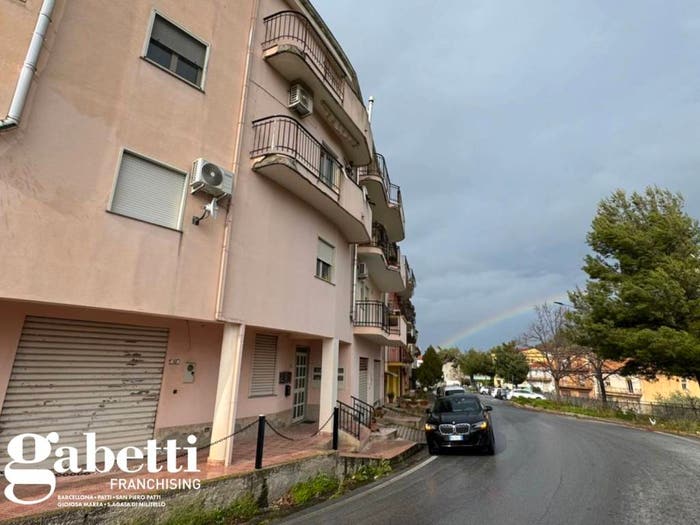 Appartamento trilocale in vendita in via Aldo Moro, Librizzi