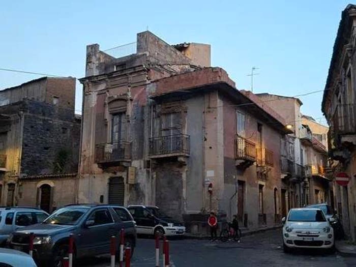 Appartamento quadrilocale in vendita in Piazza Urna No Number, Paternò