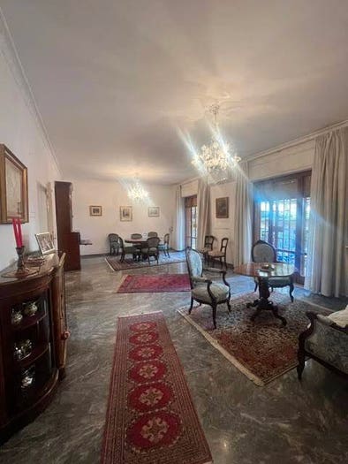 Appartamento con 6 locali in vendita in Via San Giacomo dei Capri, Arenella, Napoli