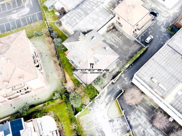 Casa quadrilocale in vendita in Via Quattro Passi, Centro, Formigine