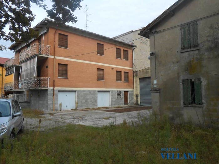 Casa con 6 locali in vendita in Ganaceto Lesignana, Modena